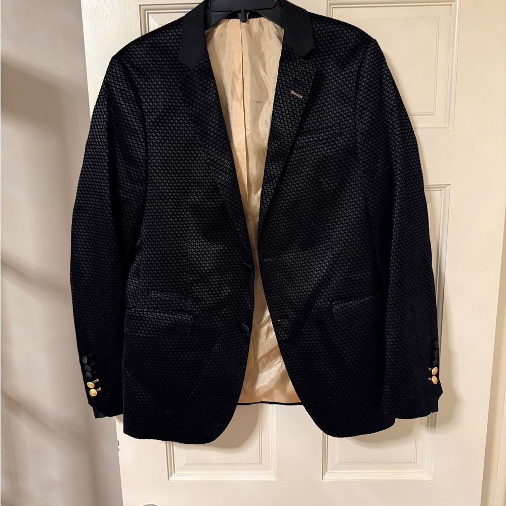 Sophisticated Black Textured Blazer